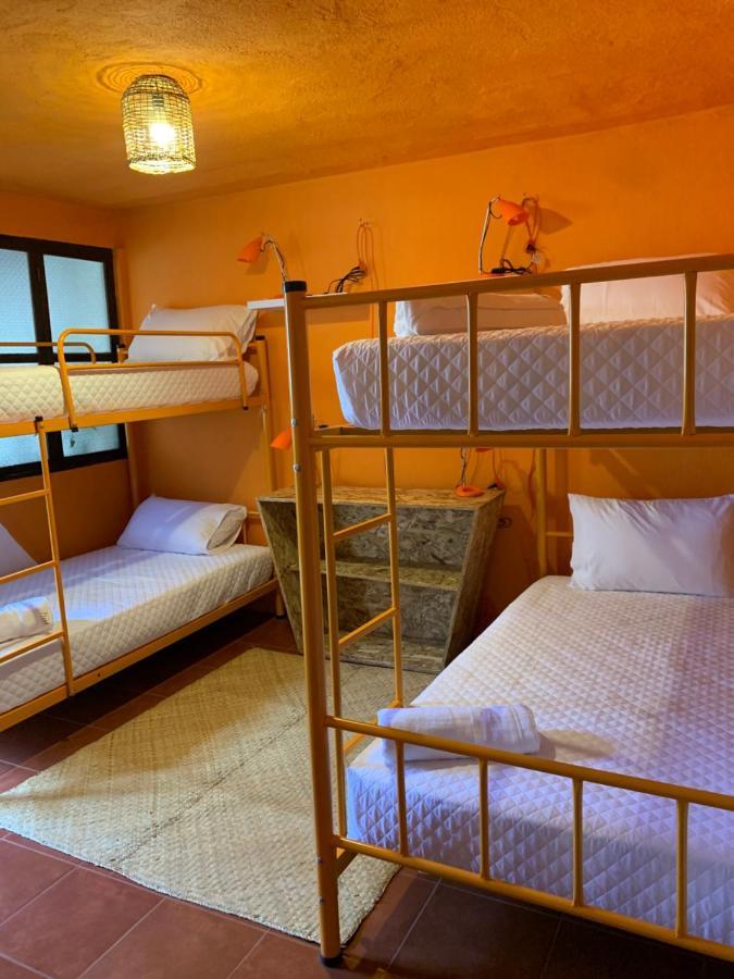 Why Not Hotel Antigua Екстер'єр фото