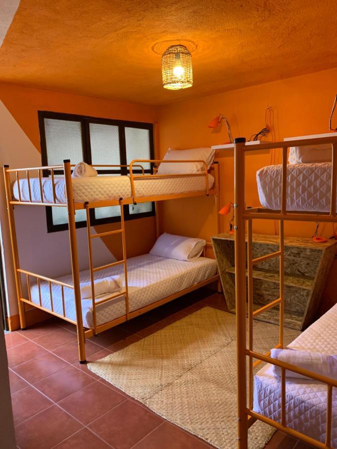 Why Not Hotel Antigua Екстер'єр фото