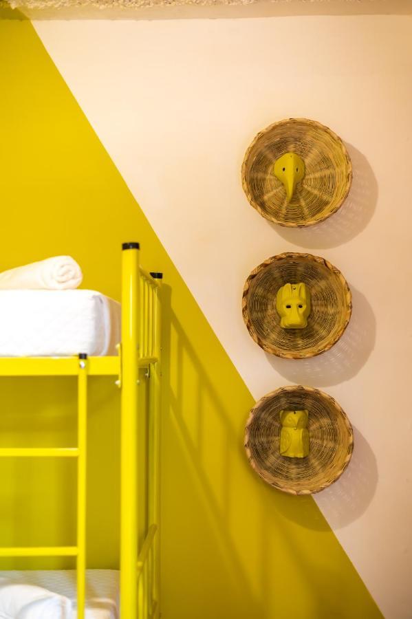 Why Not Hotel Antigua Екстер'єр фото
