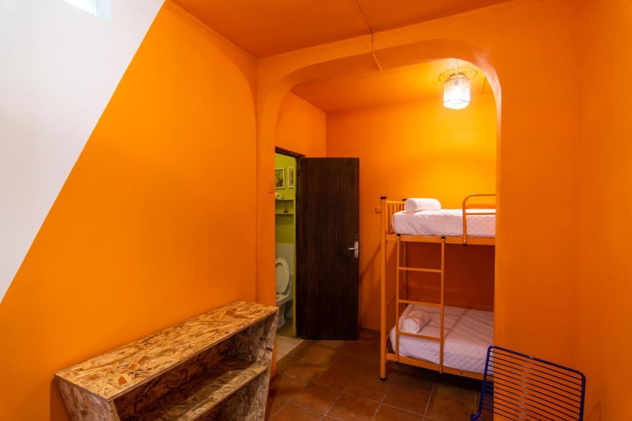 Why Not Hotel Antigua Екстер'єр фото