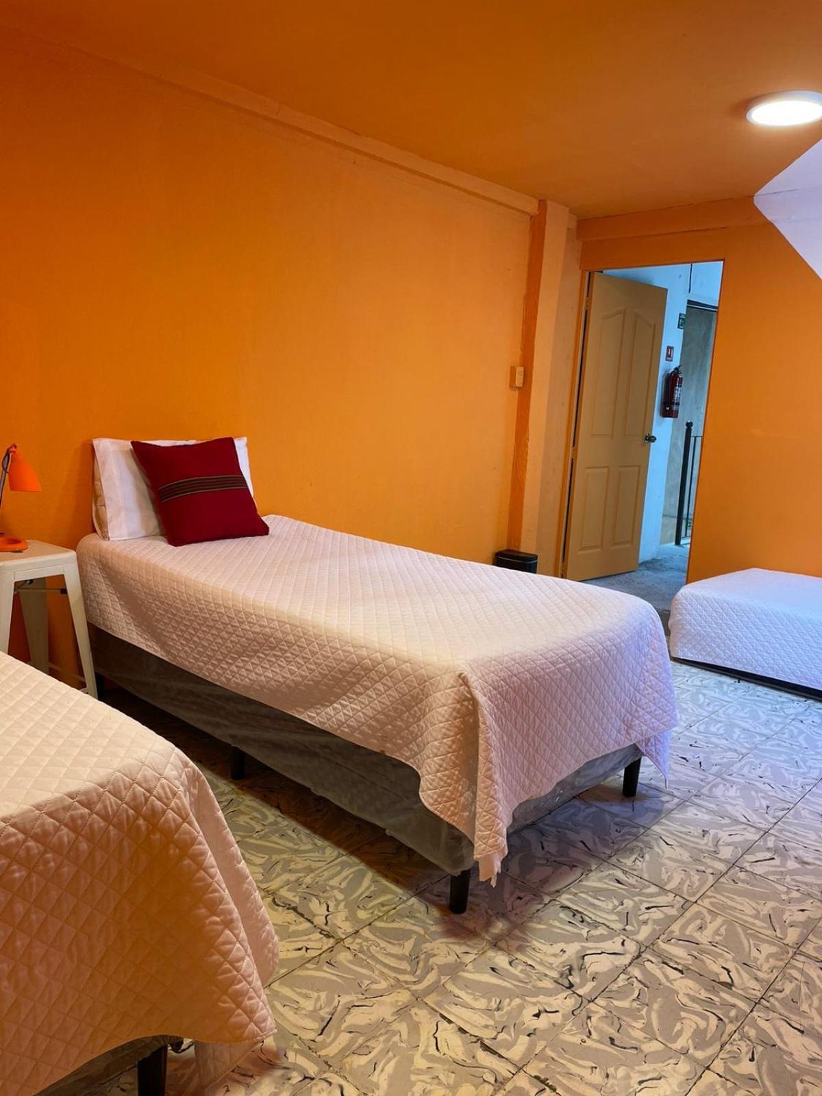 Why Not Hotel Antigua Номер фото